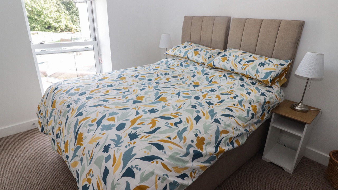 Photo of Others in Pen-clawdd