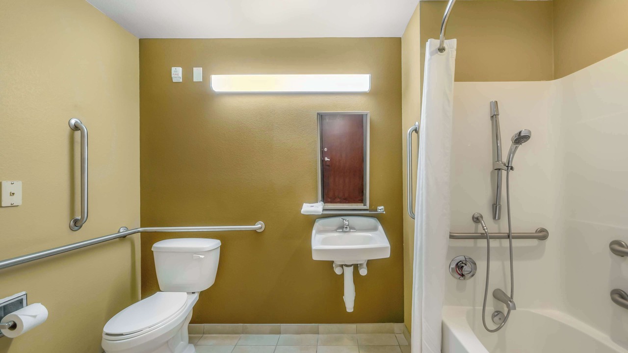 Photo of Bathroom in Breaux Bridge