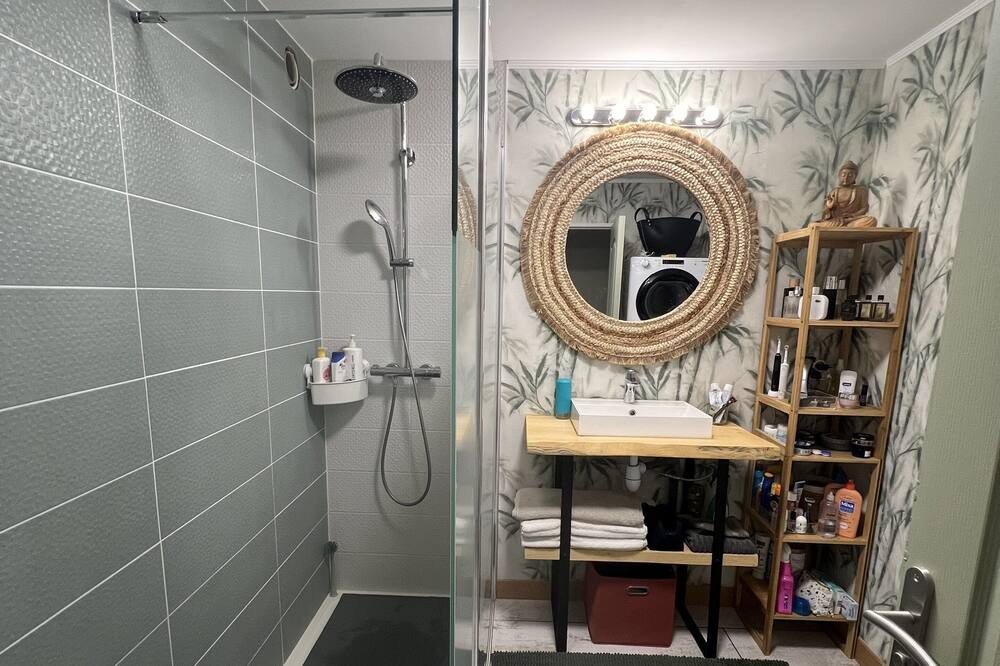 Photo of Bathroom in Les Platanes