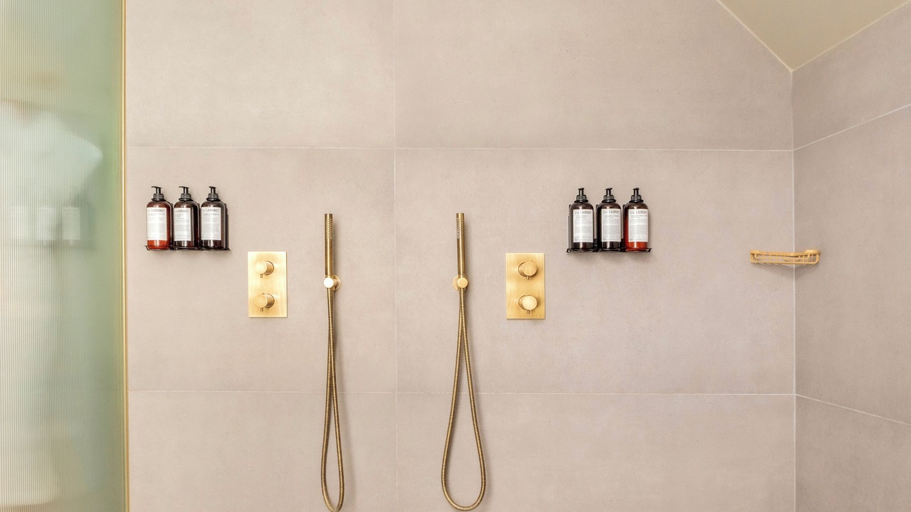 Photo of Bathroom in Saint-Victor
