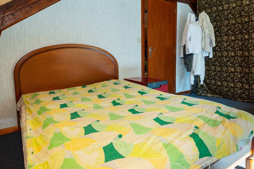 Photo of Bedroom in Lepin-le-Lac