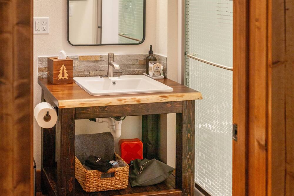 Photo of Bathroom in Carson