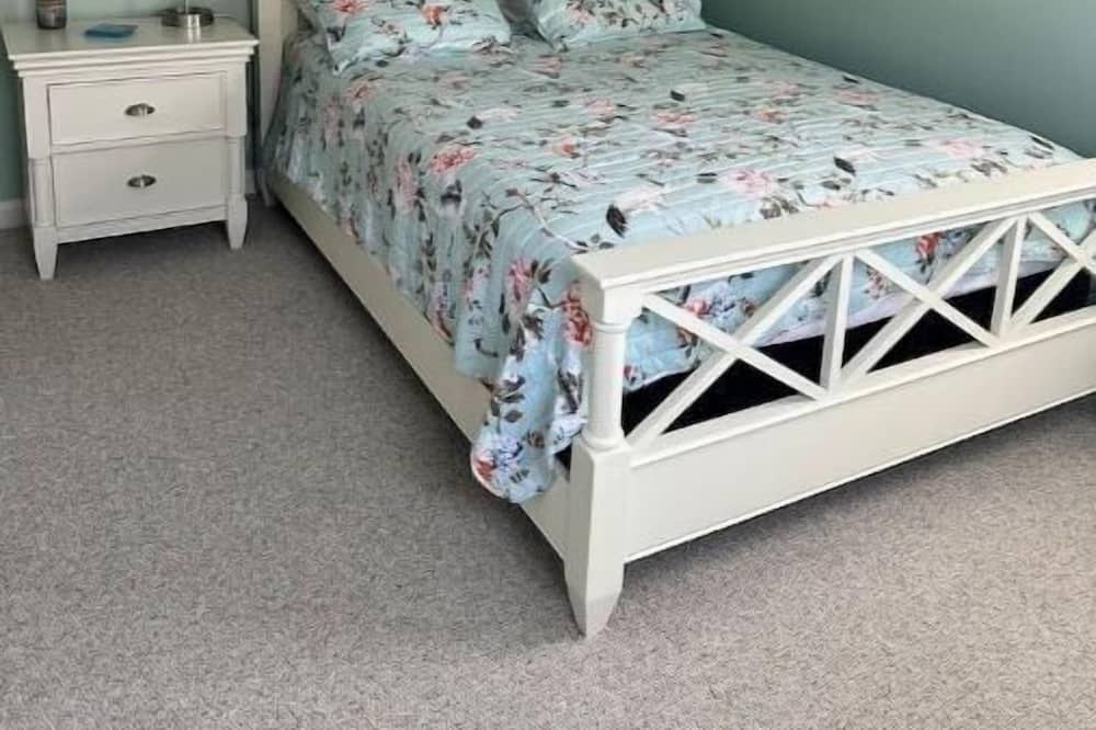 Photo of Bedroom in Osbornsville