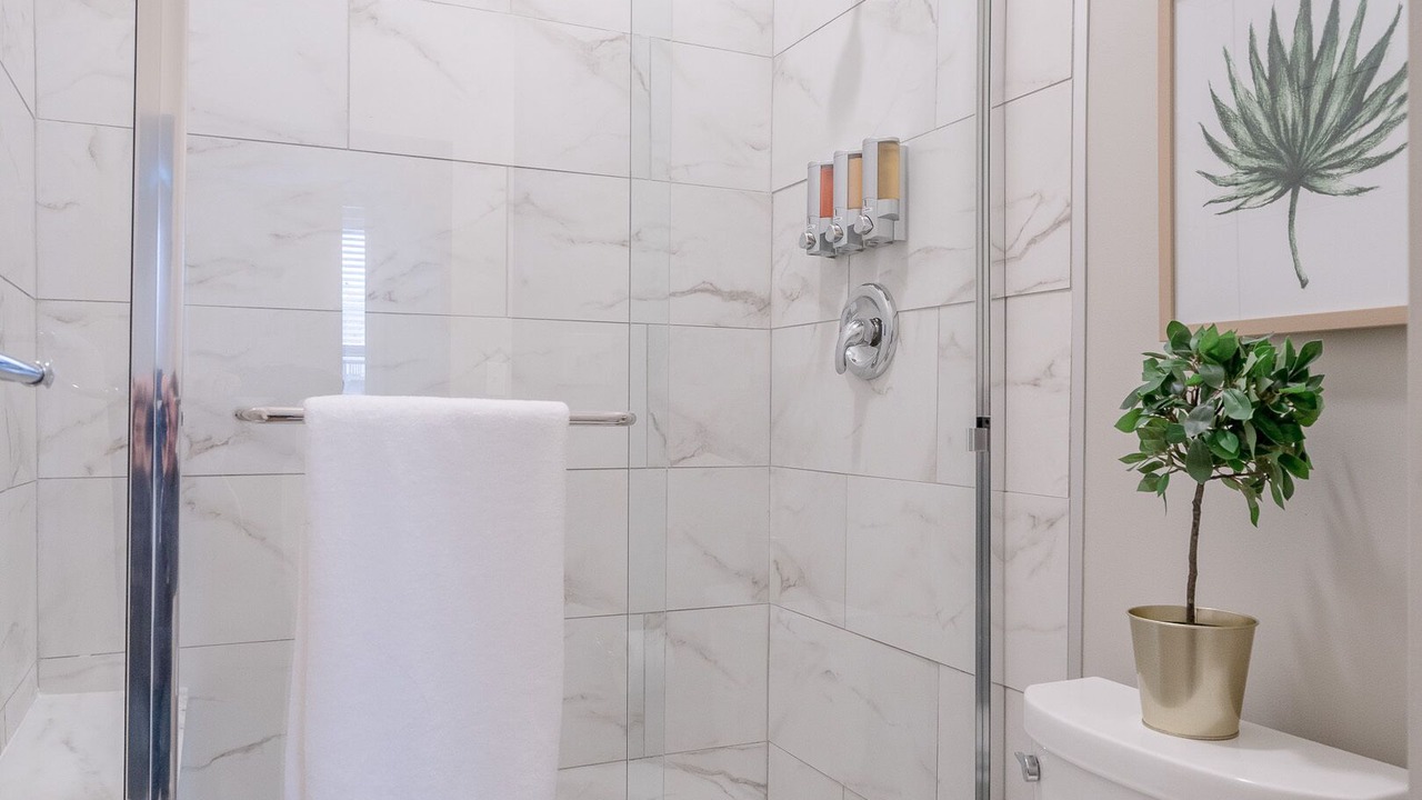 Photo of Bathroom in Benton Park