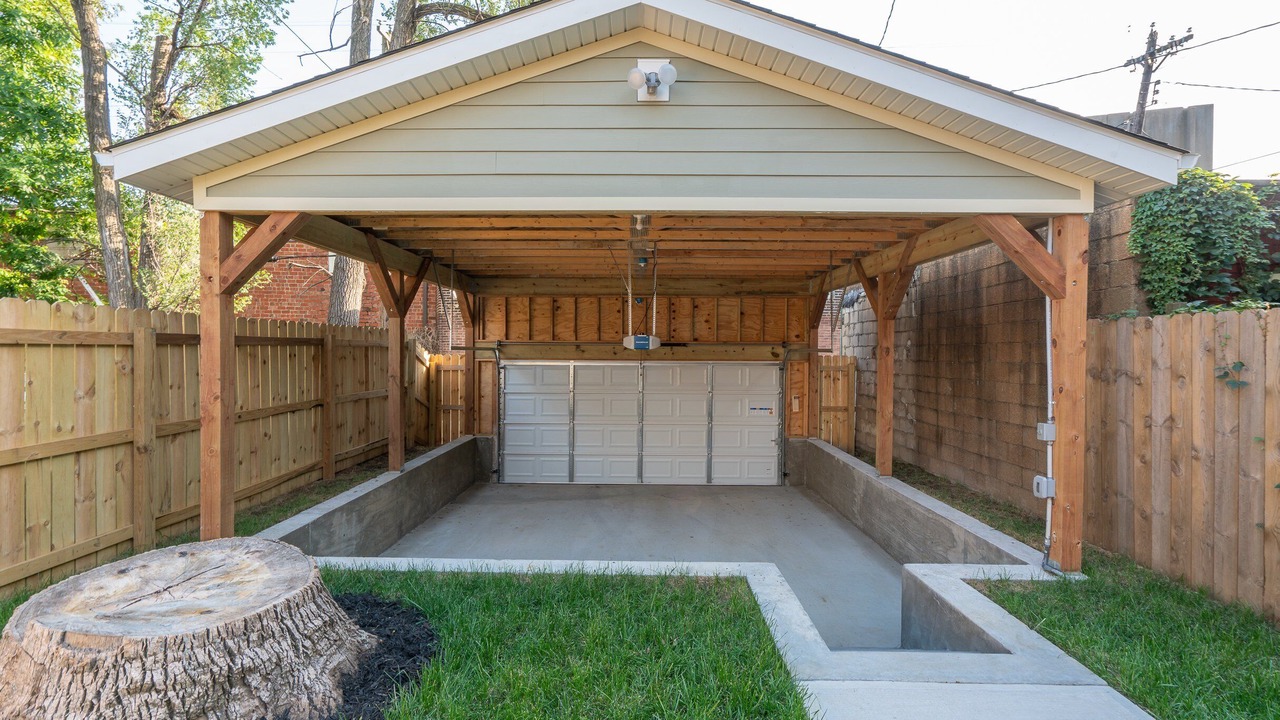 Photo of Outdoor in St. Louis