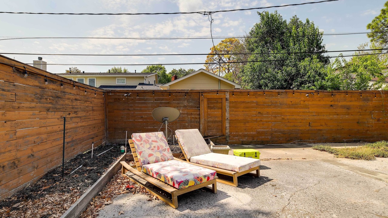 Photo of Outdoor in Riverside Terrace