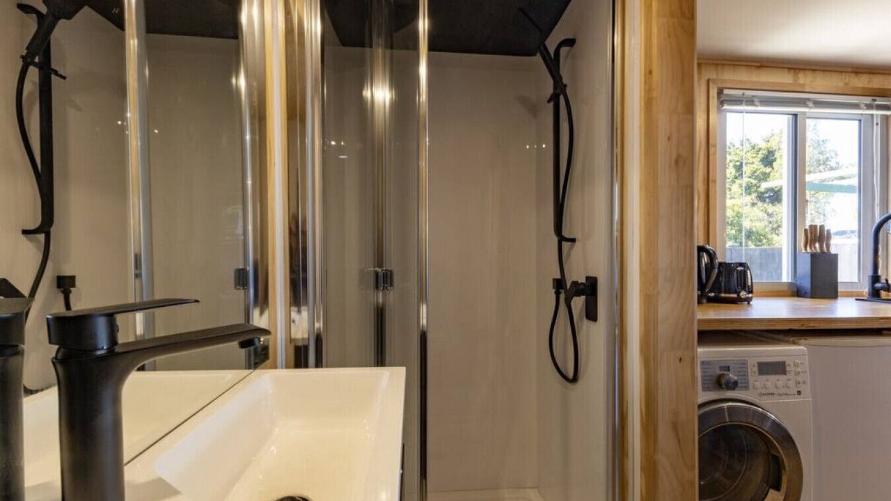 Photo of Others in Mount Roskill