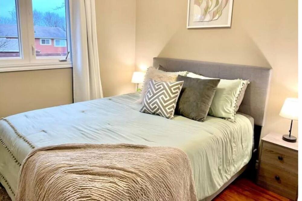 Photo of Bedroom in Terra Nova