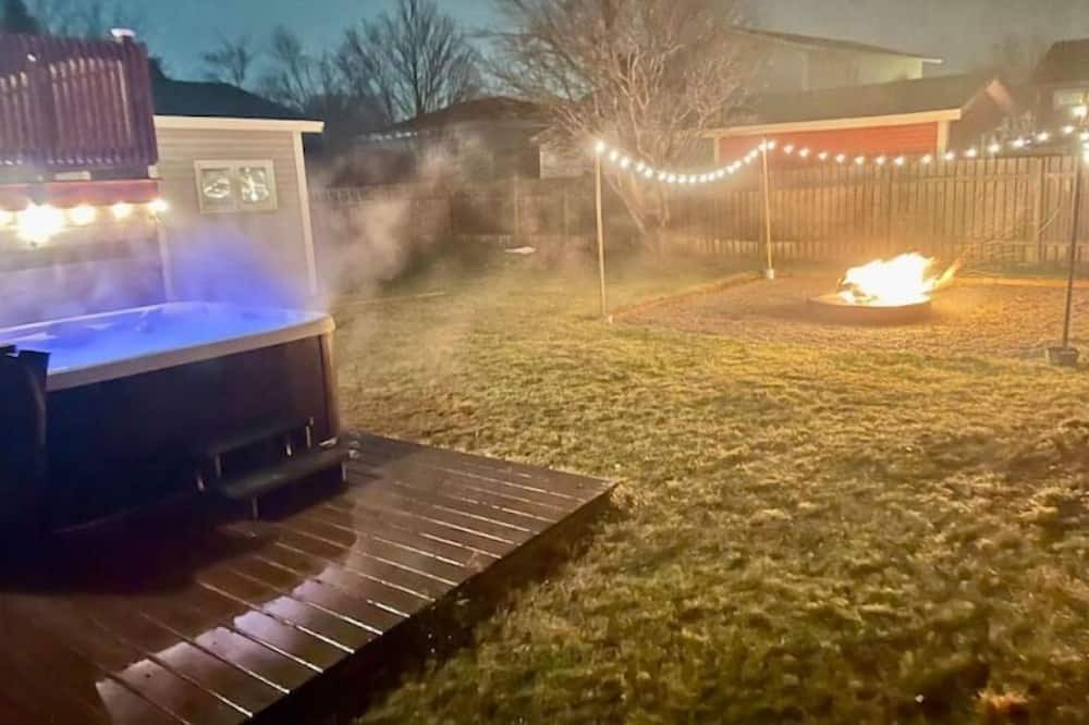 Photo of Outdoor in Terra Nova