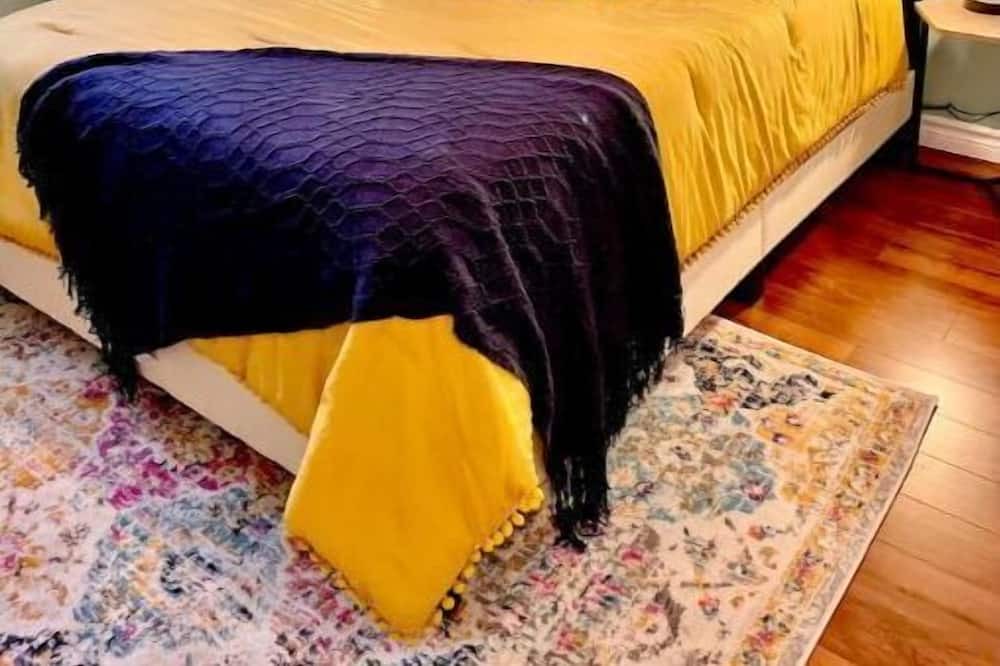 Photo of Bedroom in Terra Nova