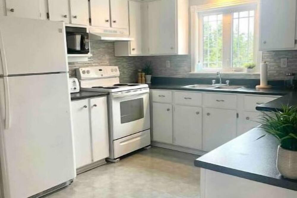 Photo of Kitchen in Dildo