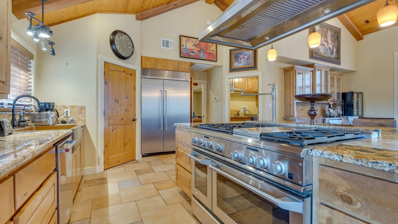 Photo of Kitchen in McNeil