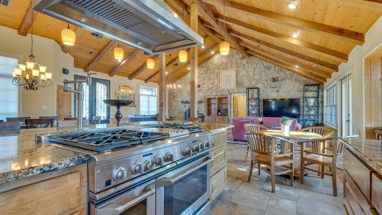 Photo of Kitchen in McNeil