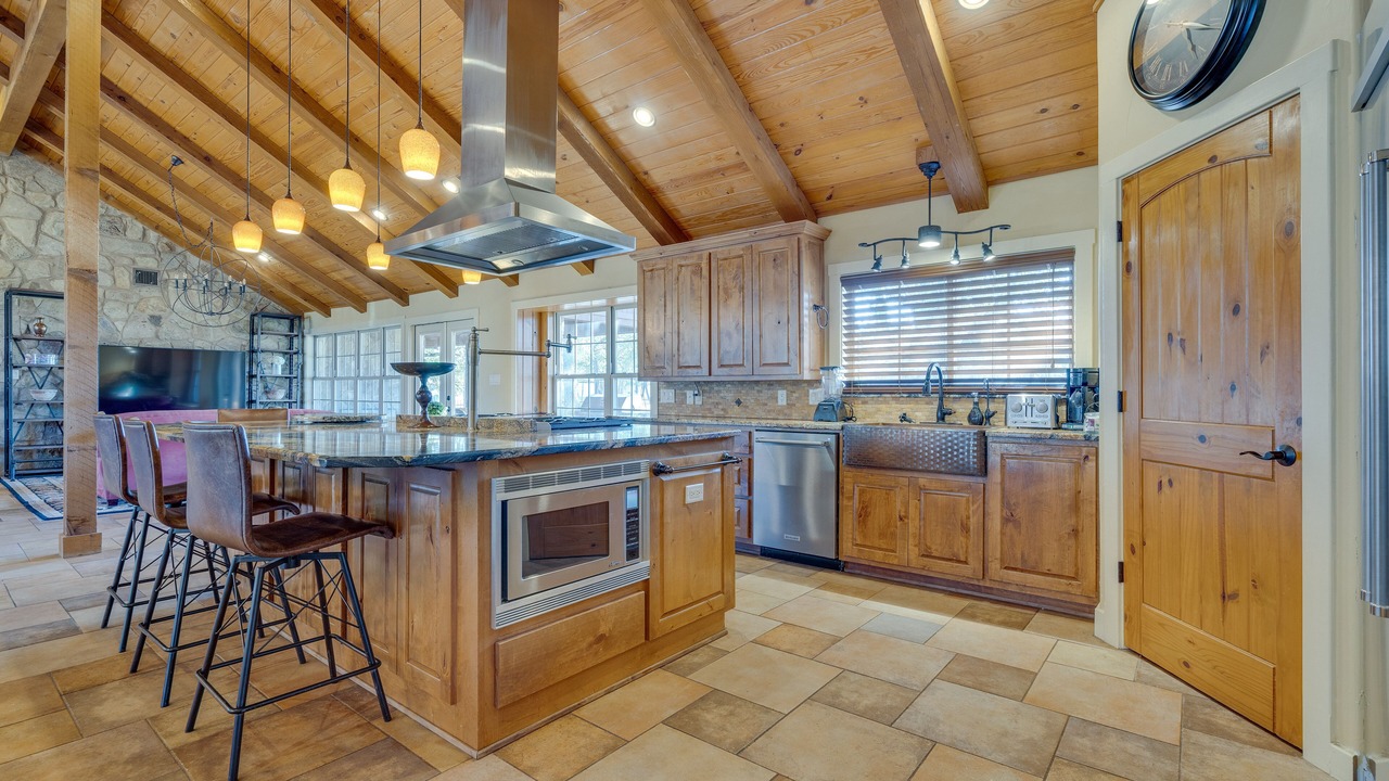 Photo of Kitchen in McNeil