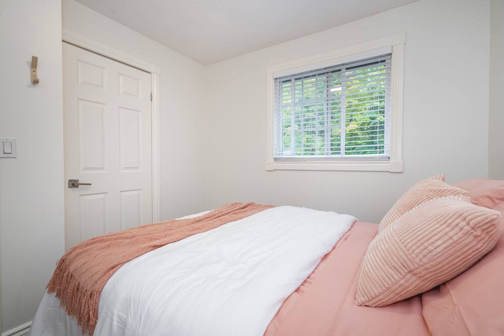 Photo of Bedroom in Severn Bridge