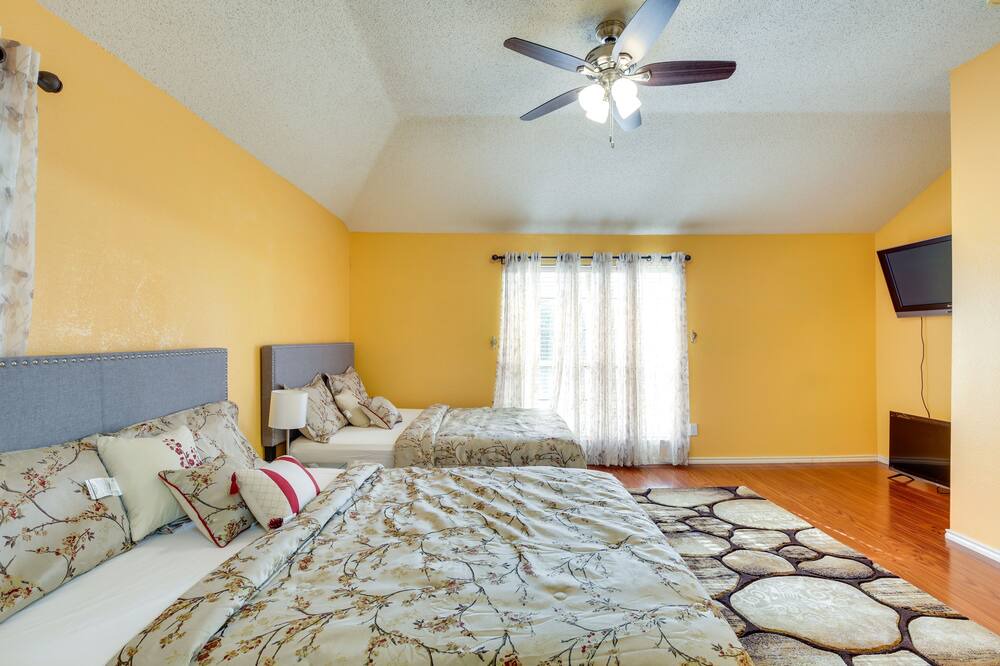 Photo of Bedroom in Mesquite