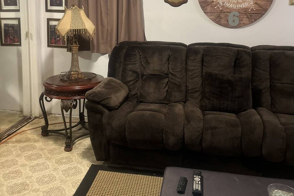 Photo of Livingroom in Clinton
