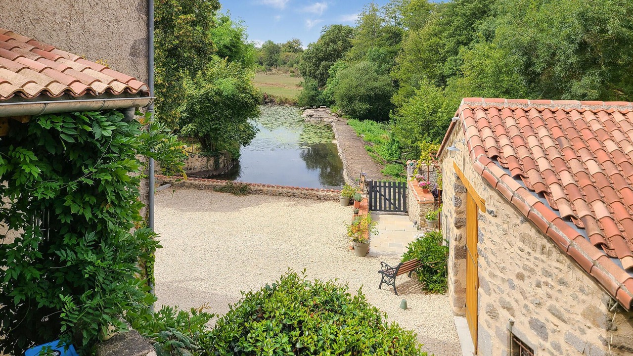 Photo of Outdoor in La Coudre