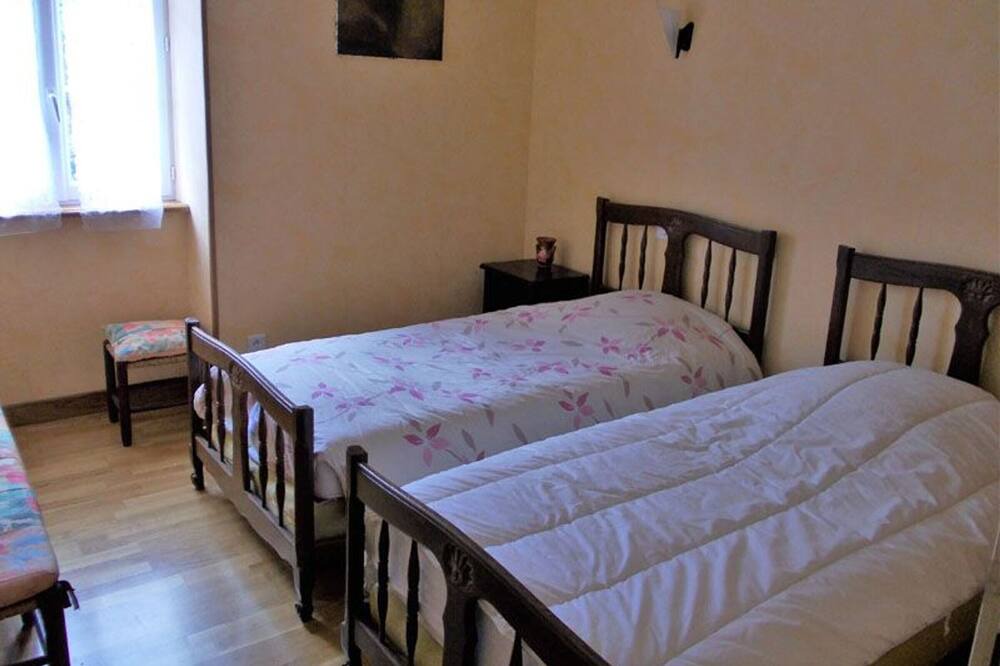 Photo of Bedroom in Auzits