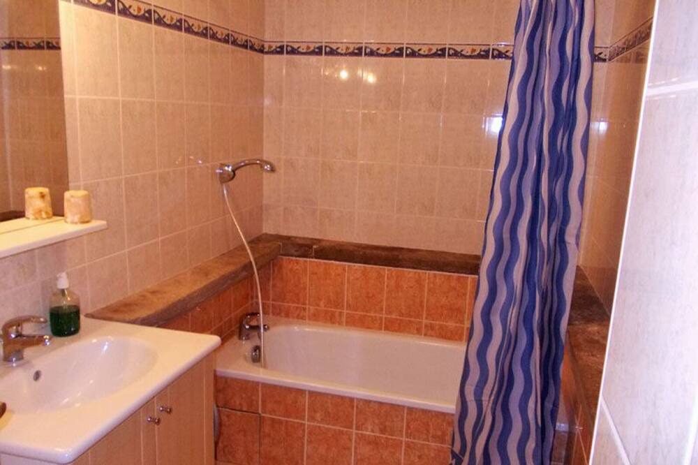Photo of Bathroom in Auzits