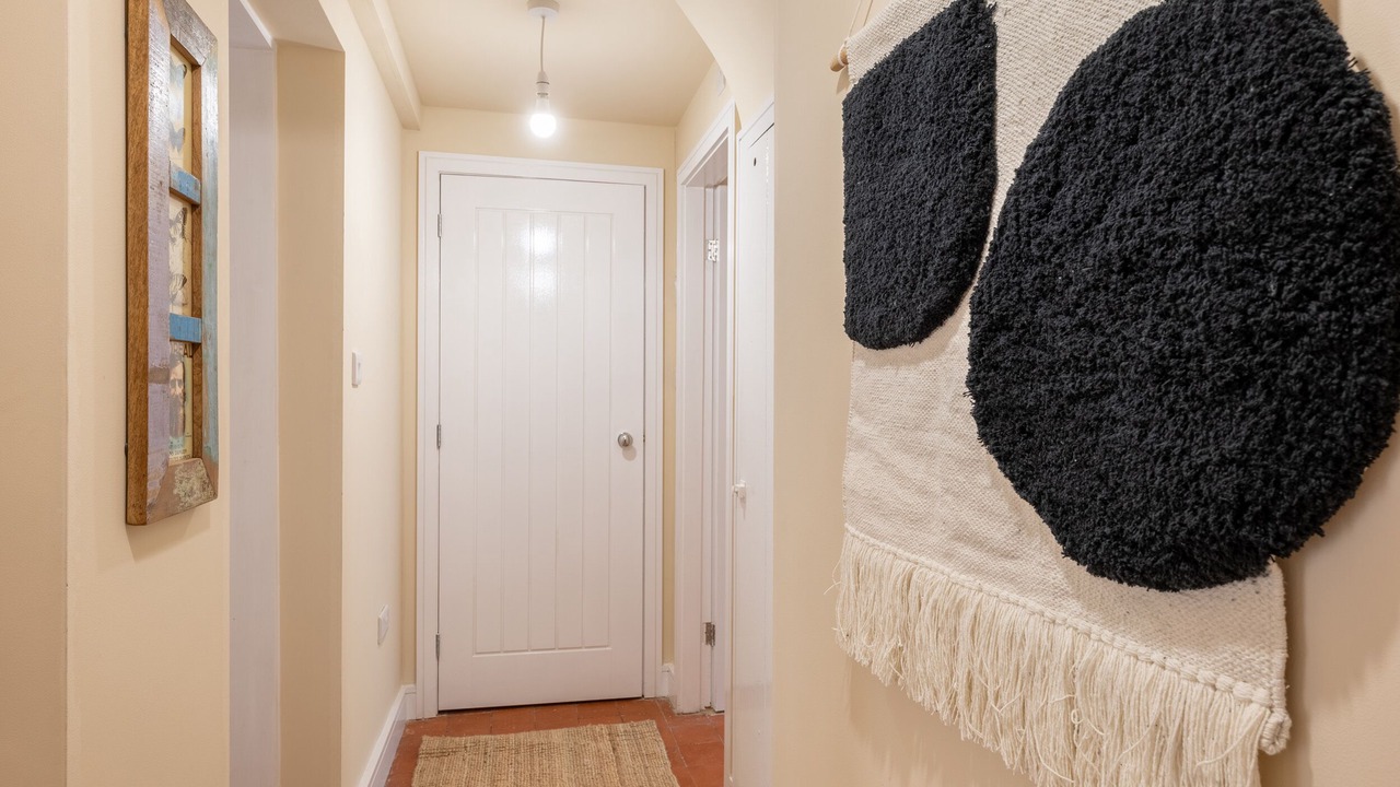 Photo of Others in Padfield