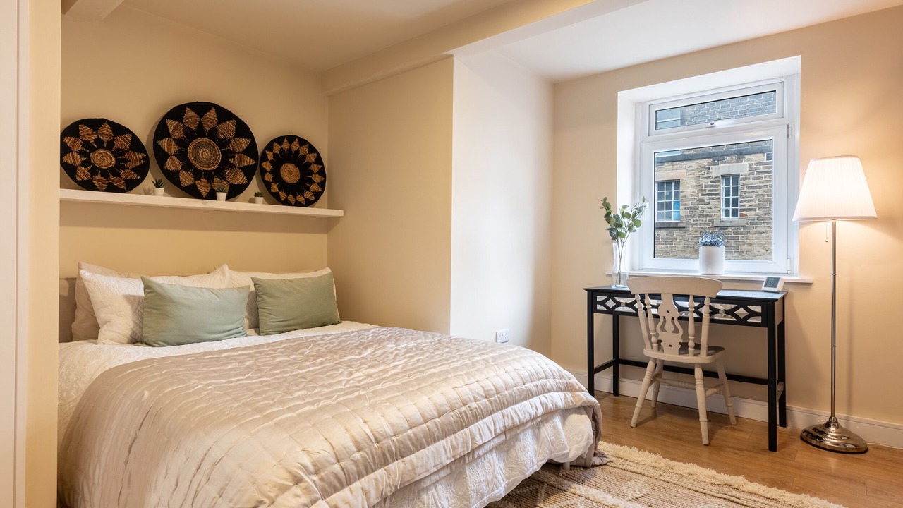 Photo of Others in Padfield