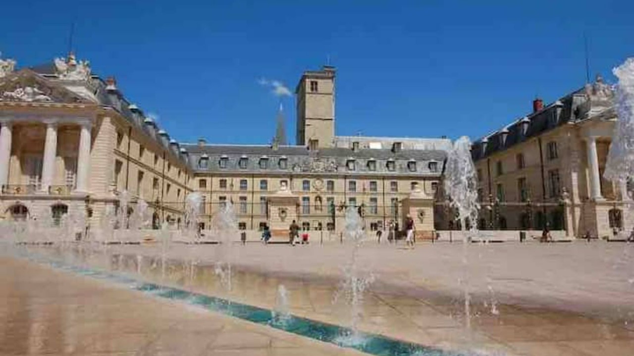 Photo of Others in Montchapet