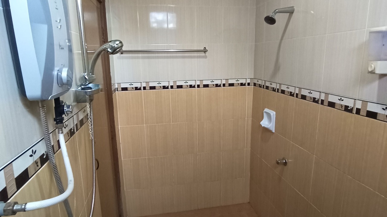 Photo of Bathroom in Kampung Tanjung Kapur