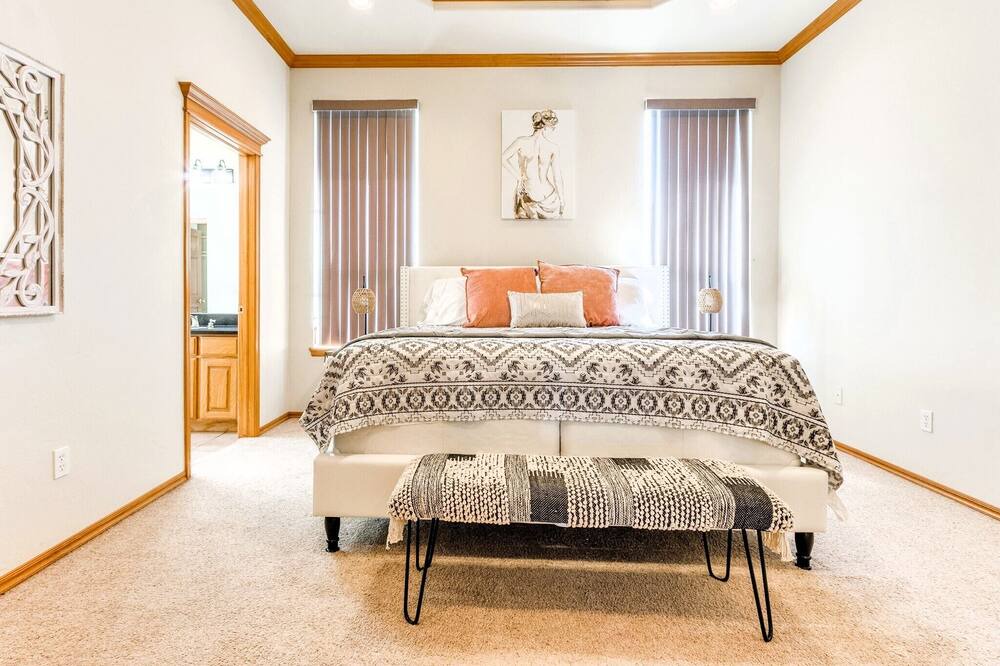 Photo of Bedroom in Del City