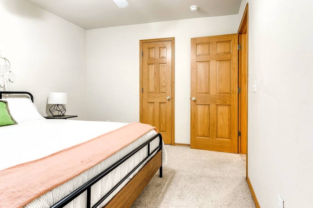Photo of Bedroom in Del City