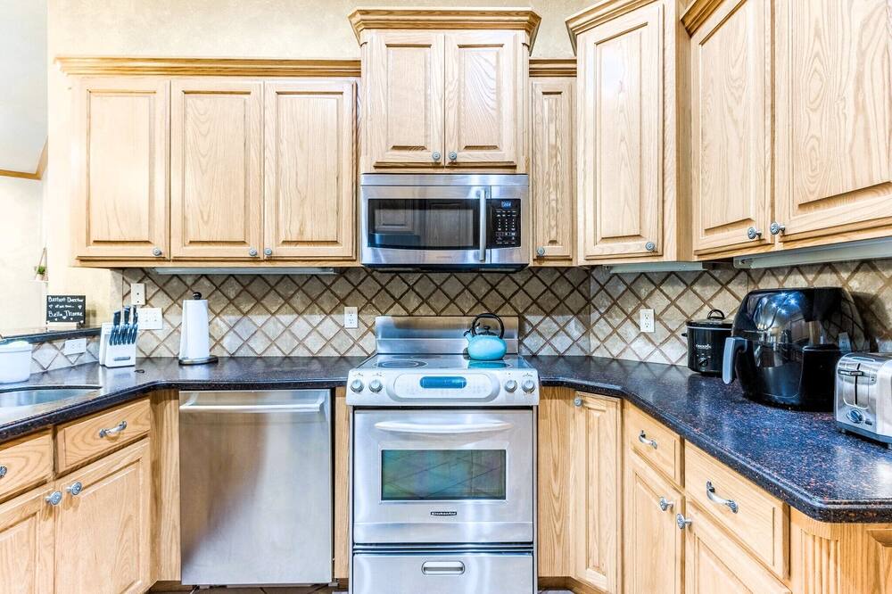 Photo of Kitchen in Del City