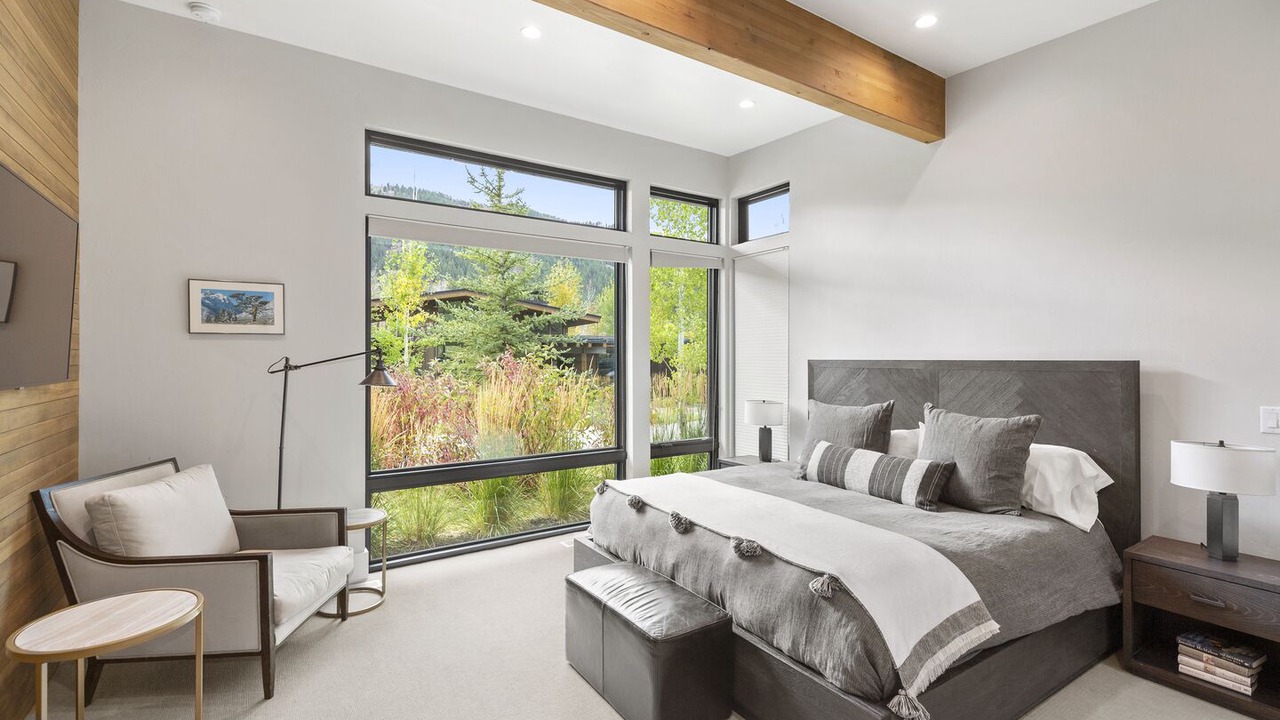 Photo of Others in Hoback Junction