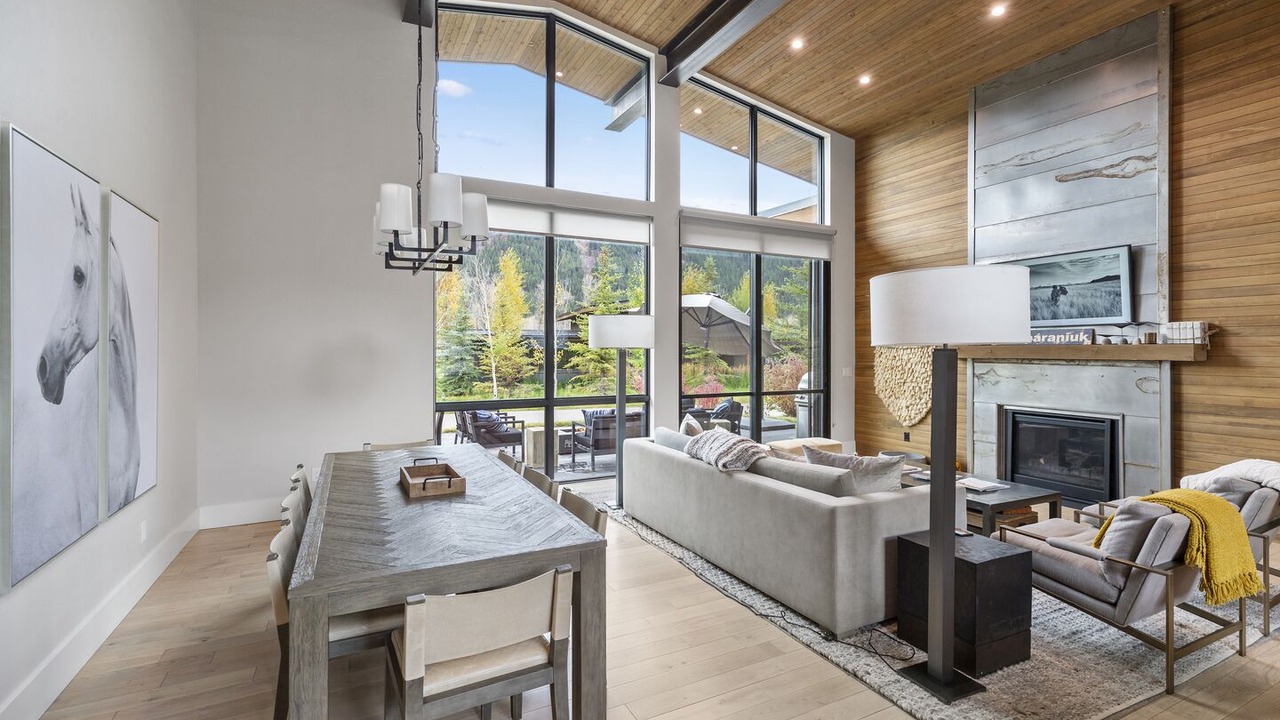 Photo of Livingroom in Hoback Junction