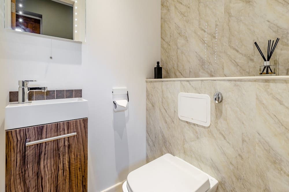 Photo of Others in Marsh Lane