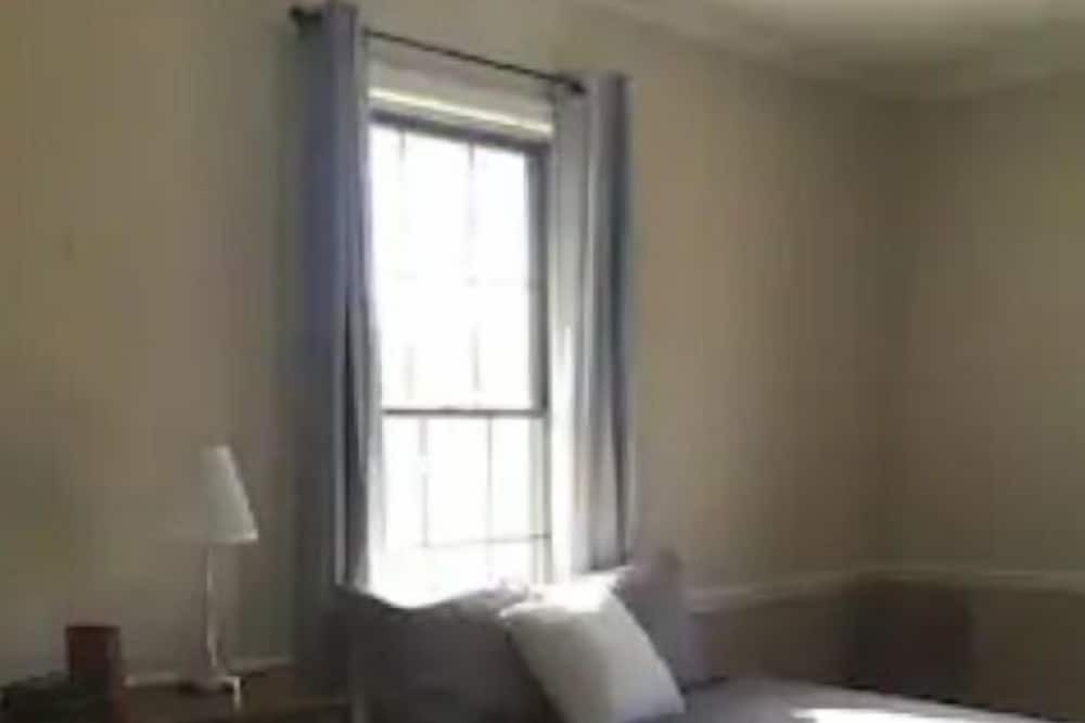 Photo of Bedroom in Heflin
