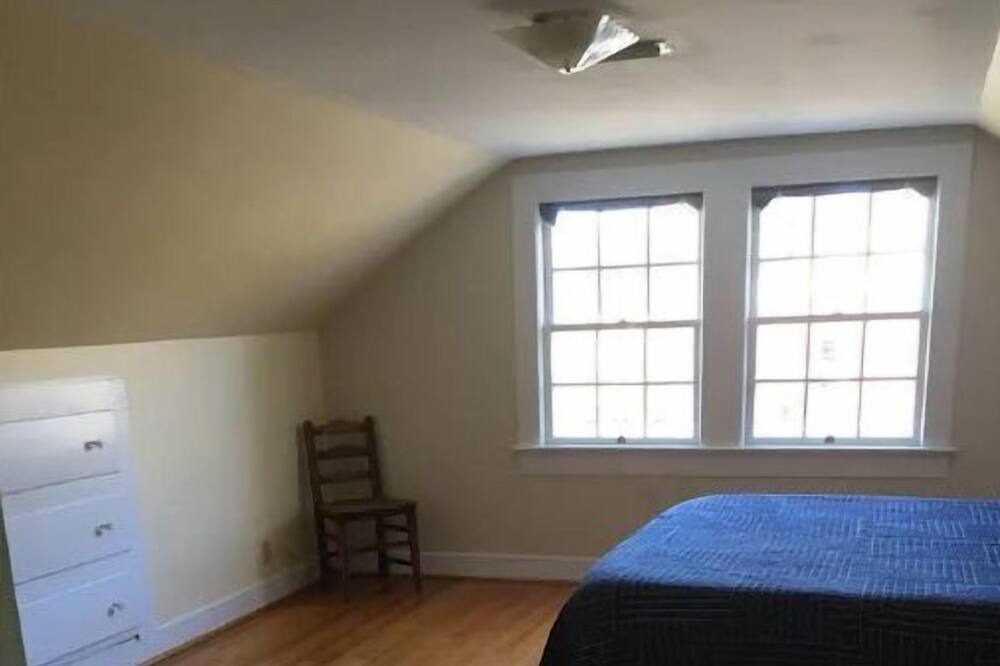 Photo of Bedroom in Heflin