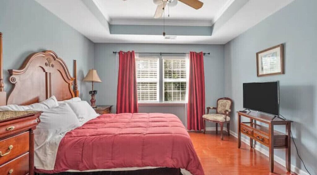 Photo of Bedroom in Matthews