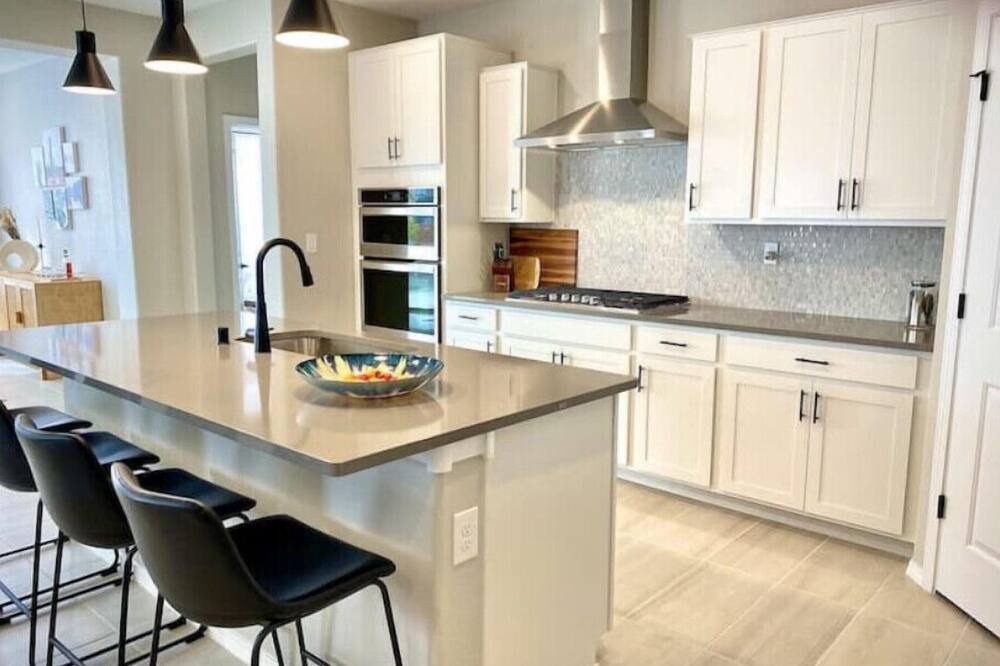 Photo of Kitchen in Mesa Del Sol Innovation Park