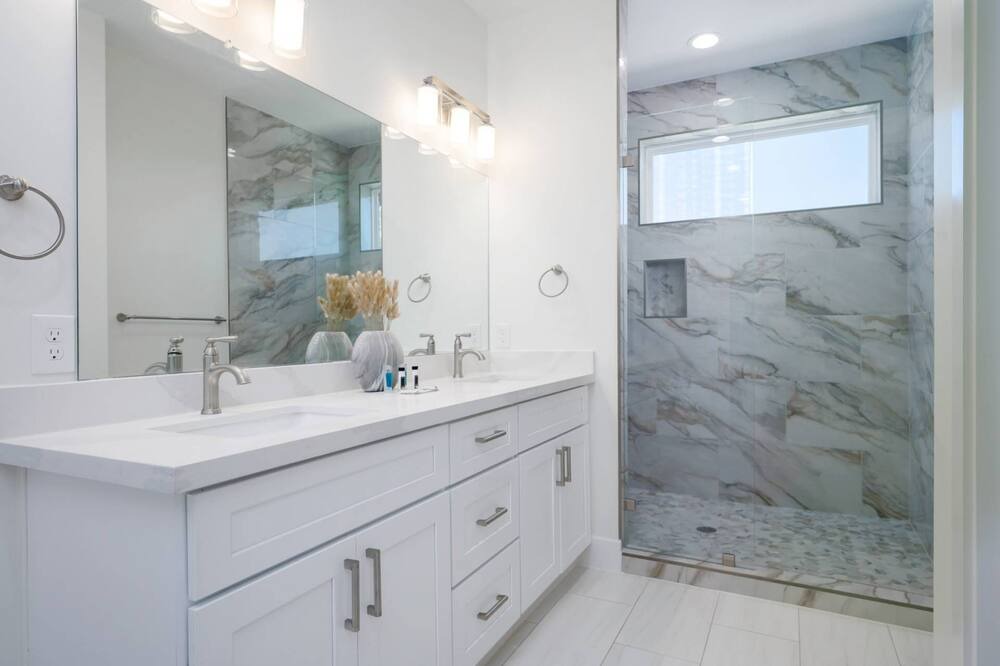 Photo of Bathroom in MLK