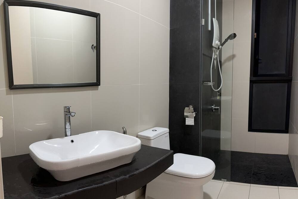 Photo of Bathroom in Gelang Patah