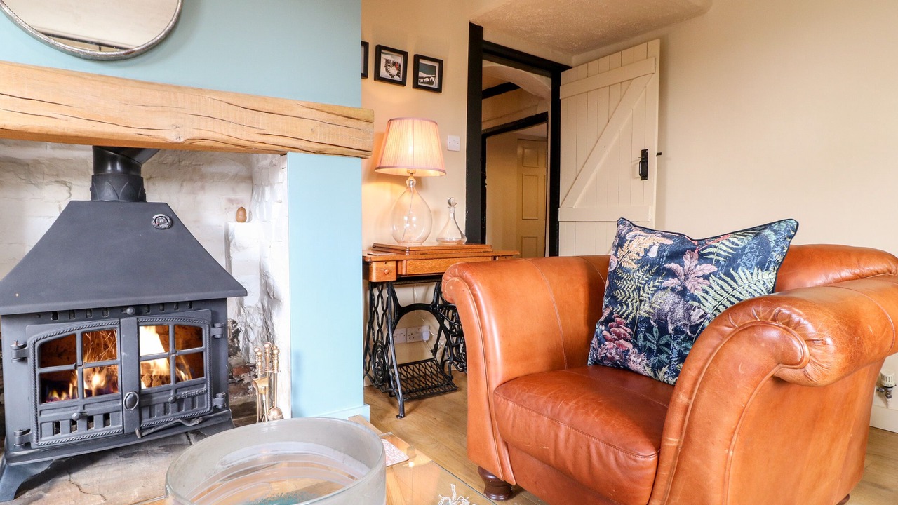 Photo of Livingroom in Rugeley