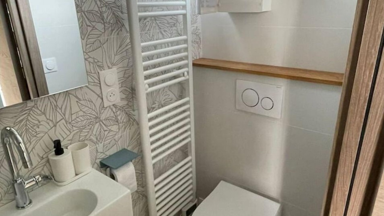 Photo of Others in Maurevert