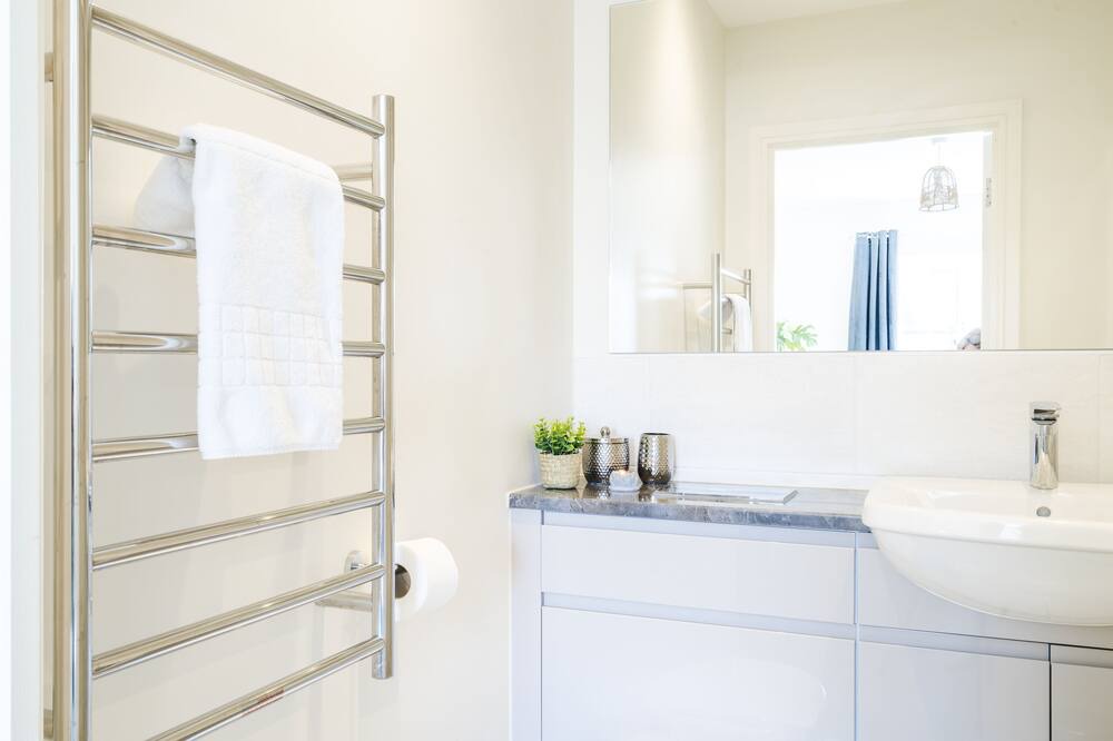 Photo of Bathroom in Ashford