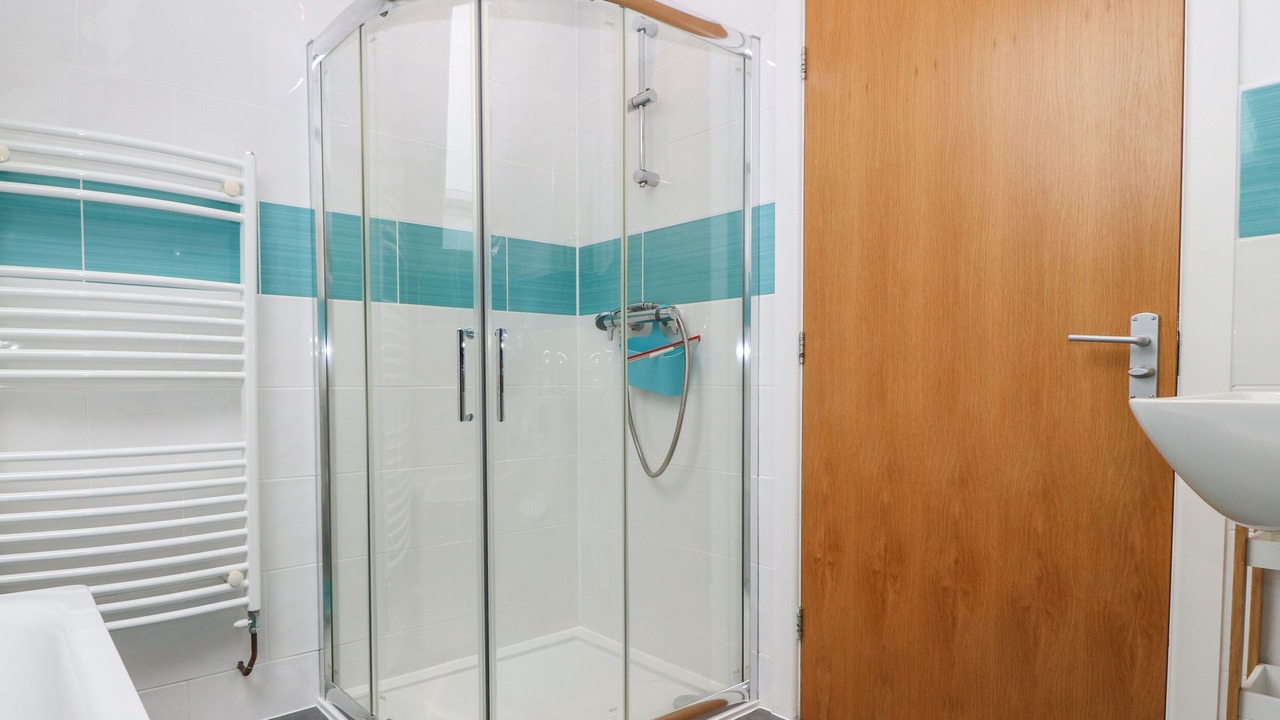 Photo of Others in Betws Garmon