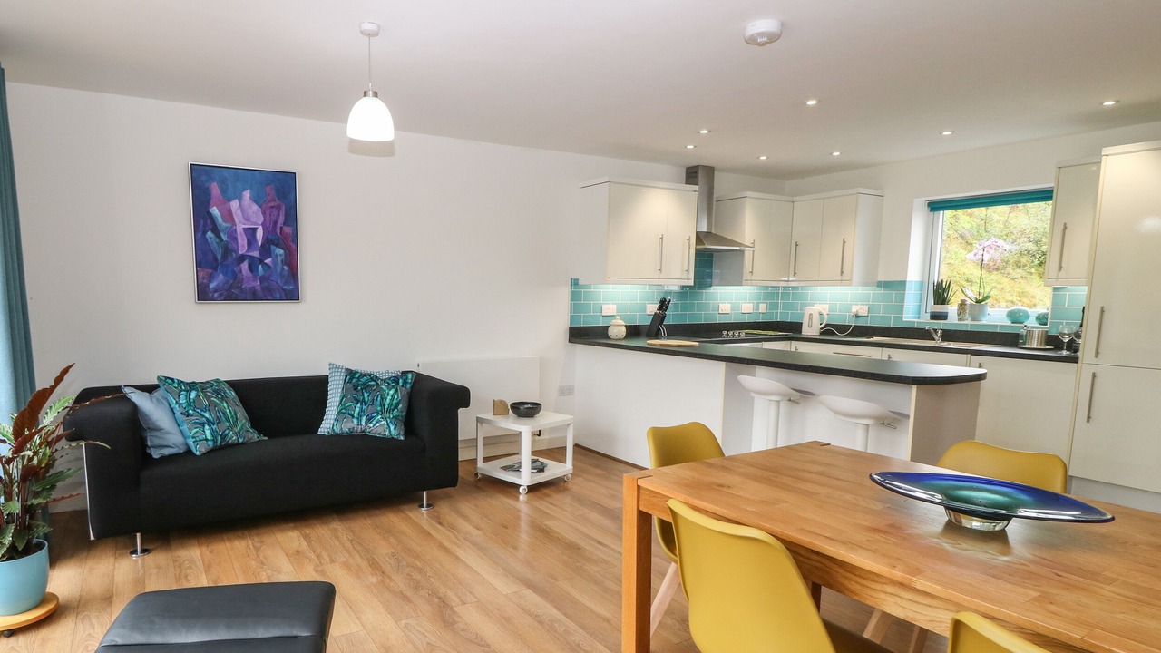 Photo of Others in Betws Garmon