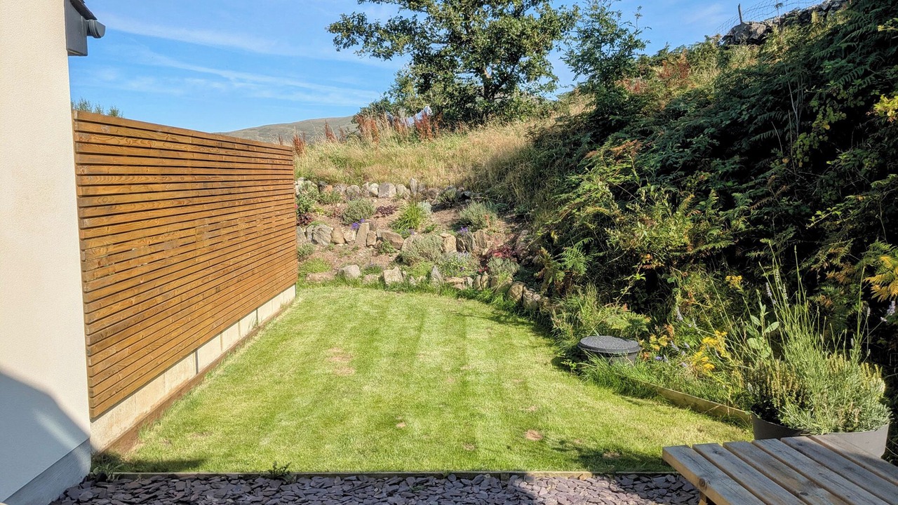 Photo of Others in Betws Garmon