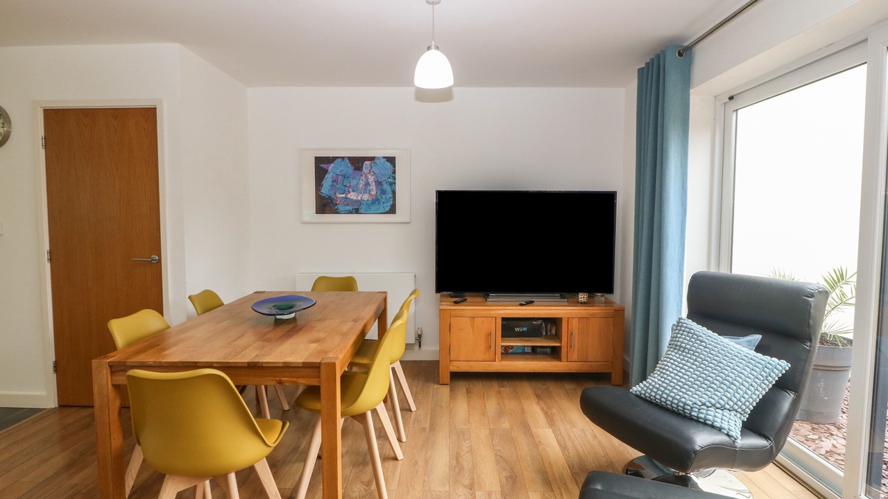 Photo of Others in Betws Garmon