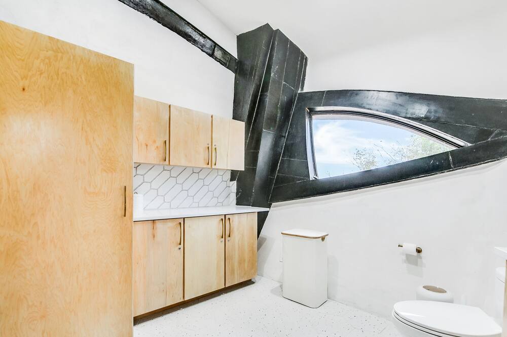 Photo of Bathroom in Ransom Canyon
