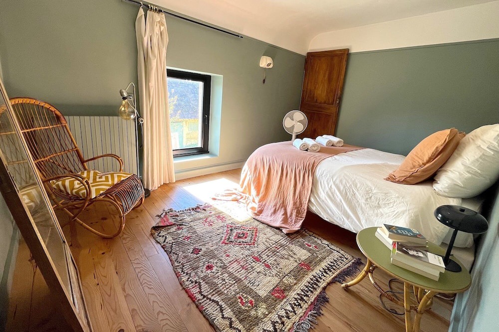 Photo of Bedroom in Boutigny-Prouais