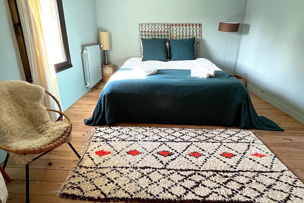 Photo of Bedroom in Boutigny-Prouais